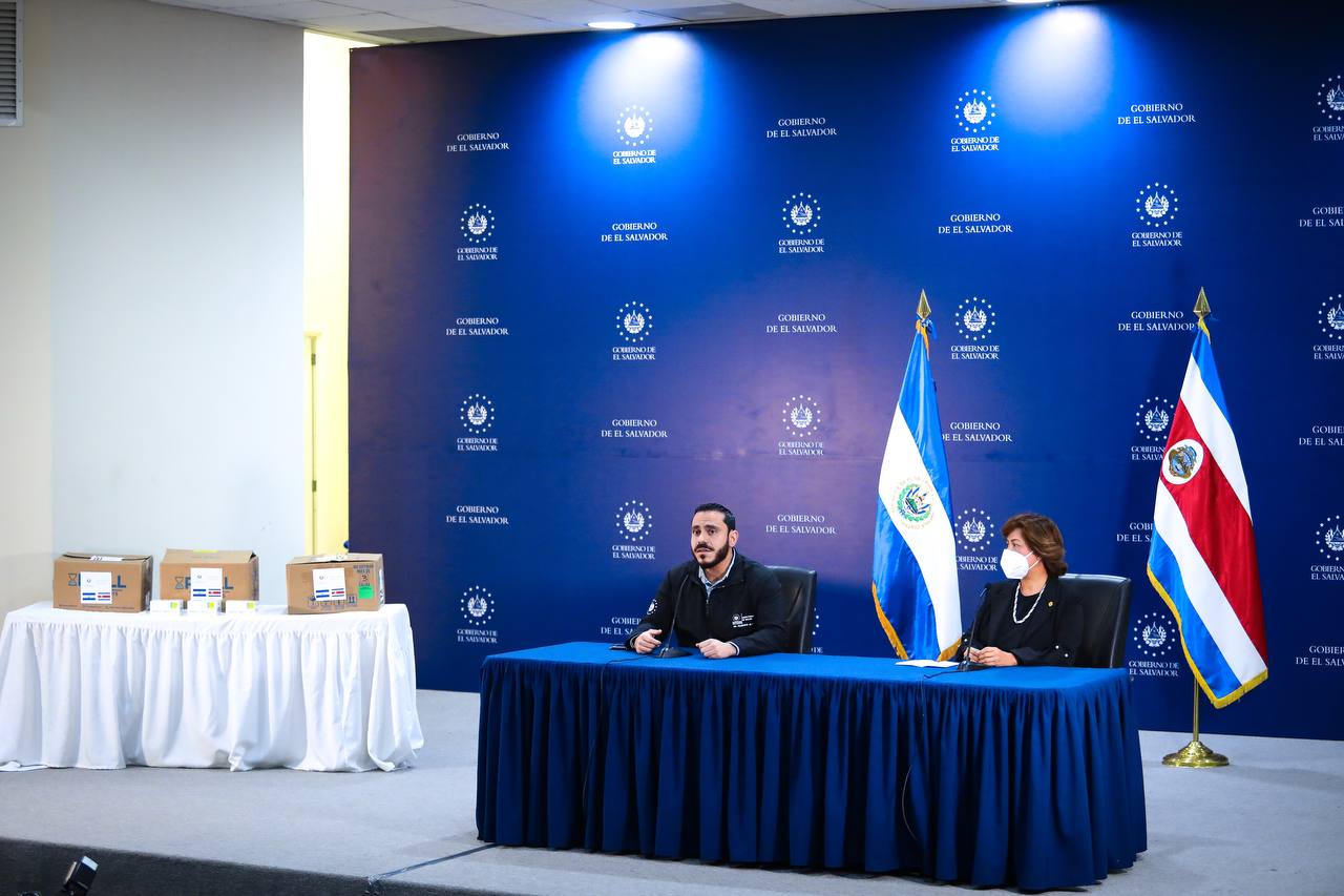 Gobierno del Presidente Bukele entrega donativo de insumos médicos a Costa Rica gobierno-del-presidente-bukele-entrega-donativo-de-insumos-medicos-a-costa-rica